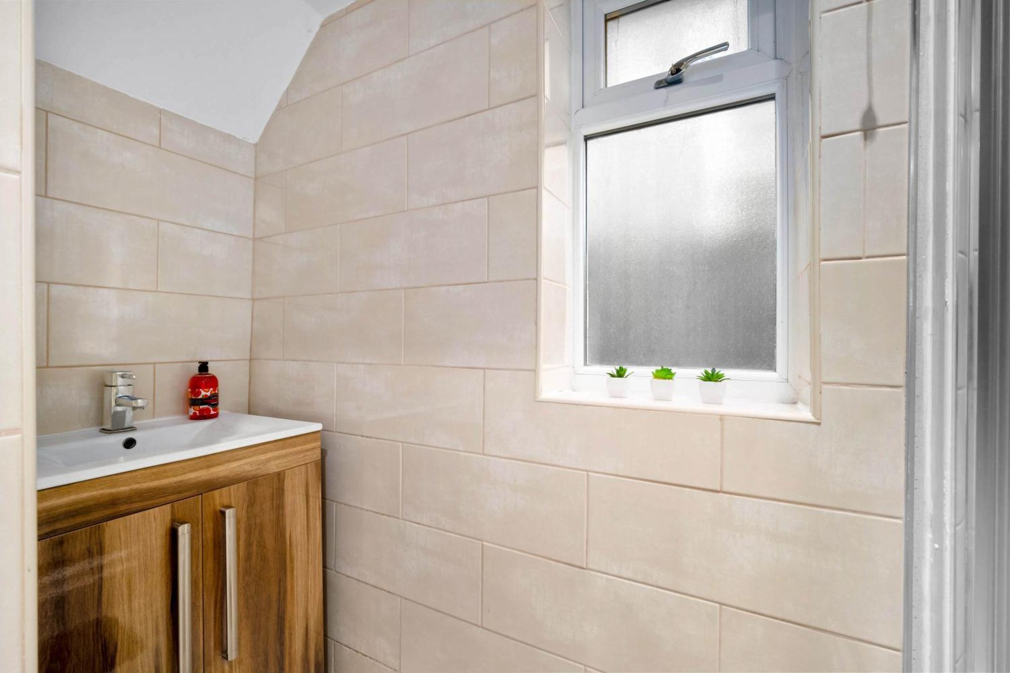 Holiday home Harborne House, Perfect For Contractors & Families, Sleeps 8