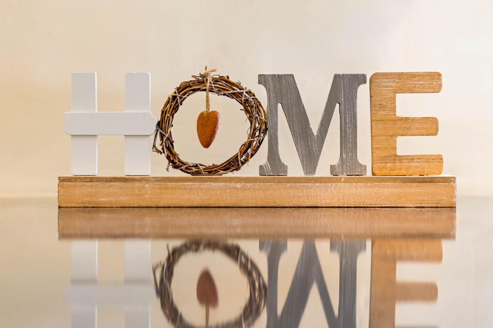 Harborne House, Perfect For Contractors & Families, Sleeps 8 Holiday home *